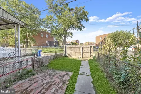 Exterior - 6320 Brown Ave, Baltimore, MD 21224 photo 3 of 3
