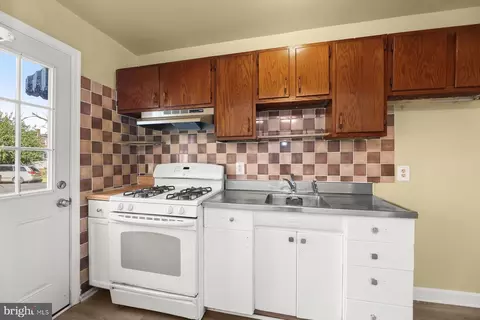 Kitchen - 6320 Brown Ave, Baltimore, MD 21224 photo 2 of 3