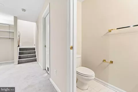 Entry Way - 617 Stoney Spg, Baltimore, MD 21210 photo 4 of 4