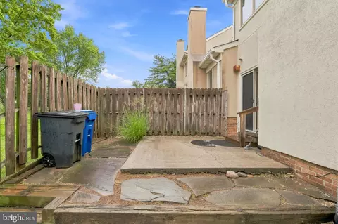 Exterior - 617 Stoney Spg, Baltimore, MD 21210 photo 3 of 5