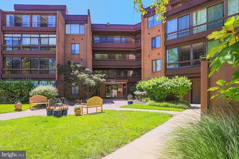 Exterior - 6300 Red Cedar Pl #209, Baltimore, MD 21209 photo 6 of 7