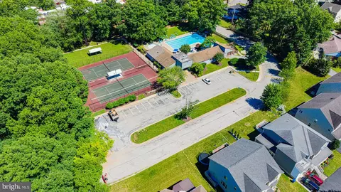 View/Area - 6300 Red Cedar Pl #209, Baltimore, MD 21209 photo 2 of 3