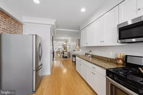 Entry Way - 1434 Andre St, Baltimore, MD 21230 photo 3 of 4