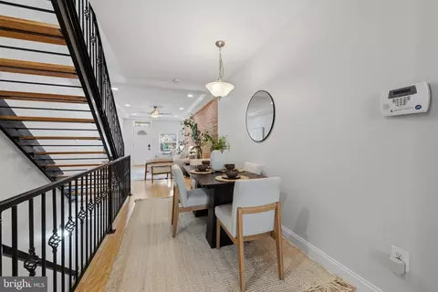 Entry Way - 1434 Andre St, Baltimore, MD 21230 photo 2 of 4