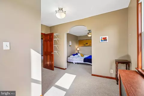 Entry Way - 3305 White Ave, Baltimore, MD 21214 photo 5 of 8