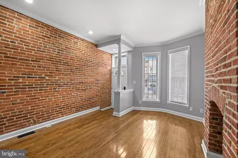 Living - 431 E Fort Ave, Baltimore, MD 21230 photo 2 of 2