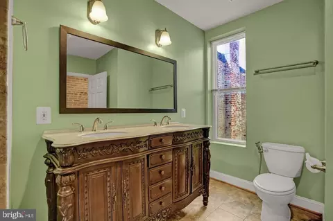 Bath - 404 E Lorraine Ave, Baltimore, MD 21218 photo 4 of 4