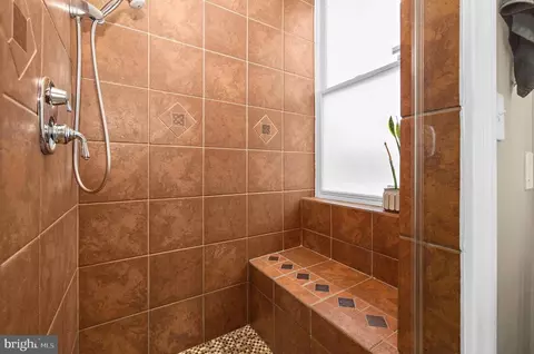 Bath - 1002 Olive St, Baltimore, MD 21230 photo 2 of 2