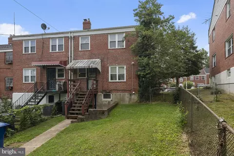 Exterior - 844 Bradhurst Rd, Baltimore, MD 21212 photo 1 of 3