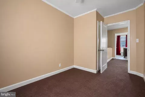 Entry Way - 844 Bradhurst Rd, Baltimore, MD 21212 photo 3 of 3