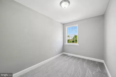 Bedroom - 628 Roundview Rd, Baltimore, MD 21225 photo 4 of 4