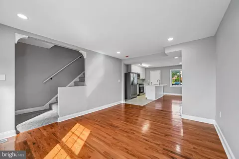 Entry Way - 628 Roundview Rd, Baltimore, MD 21225 photo 1 of 10