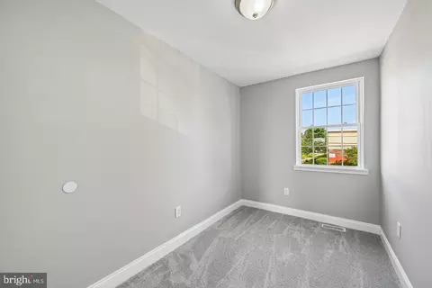 Bedroom - 628 Roundview Rd, Baltimore, MD 21225 photo 2 of 4