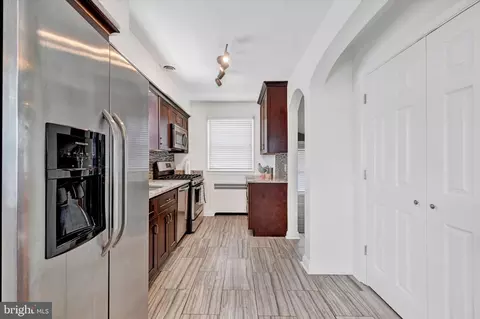 Entry Way - 1303 E 36th, Baltimore, MD 21218 photo 5 of 5