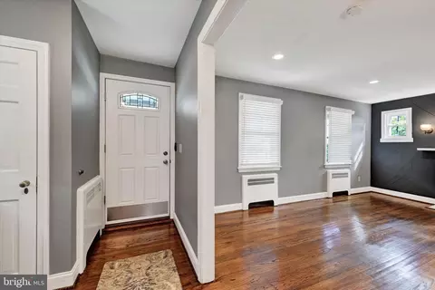 Entry Way - 1303 E 36th, Baltimore, MD 21218 photo 2 of 5