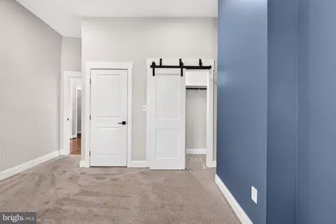 Entry Way - 3802 Greenmount Ave, Baltimore, MD 21218 photo 8 of 18
