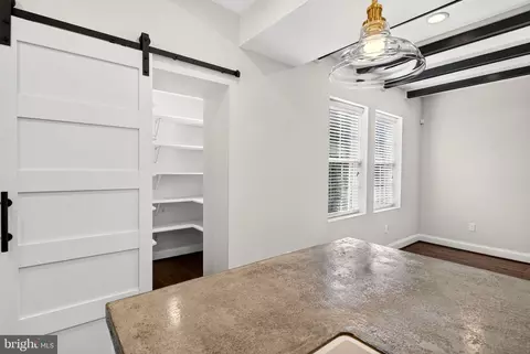 Entry Way - 3802 Greenmount Ave, Baltimore, MD 21218 photo 6 of 18