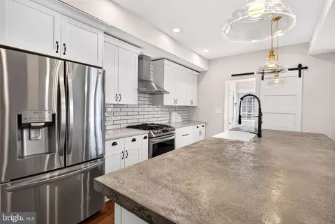 Kitchen - 3802 Greenmount Ave, Baltimore, MD 21218 photo 2 of 4