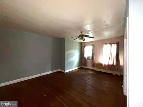 Living - 3235 Shannon Dr, Baltimore, MD 21213 photo 9 of 9