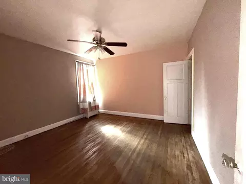 Bedroom - 3235 Shannon Dr, Baltimore, MD 21213 photo 4 of 9