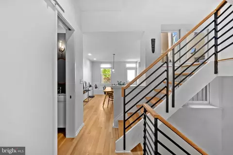 Entry Way - 312 E Lanvale St E, Baltimore, MD 21202 photo 4 of 5
