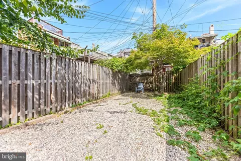 Exterior - 311 S Regester St, Baltimore, MD 21231 photo 5 of 6