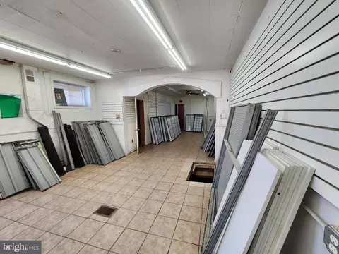 Entry Way - 101 S Payson St, Baltimore, MD 21223 photo 18 of 18