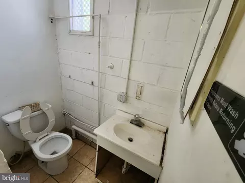 Bath - 101 S Payson St, Baltimore, MD 21223 photo 2 of 5