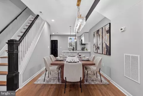 Entry Way - 1820 N Collington Ave, Baltimore, MD 21213 photo 1 of 11