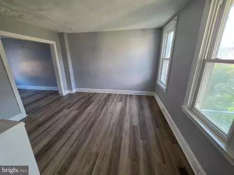 Living - 3233 Elmley Ave, Baltimore, MD 21213 photo 1 of 8
