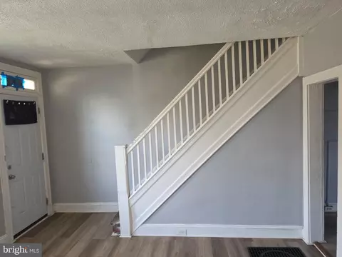 Entry Way - 3233 Elmley Ave, Baltimore, MD 21213 photo 1 of 6