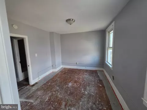 Living - 3233 Elmley Ave, Baltimore, MD 21213 photo 7 of 8