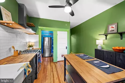 Kitchen - 306 E 31st St E, Baltimore, MD 21218 photo 5 of 6