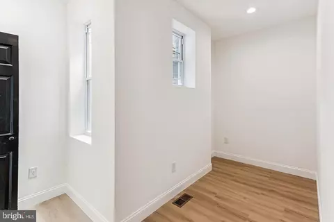 Entry Way - 2611 E Preston St, Baltimore, MD 21213 photo 5 of 12