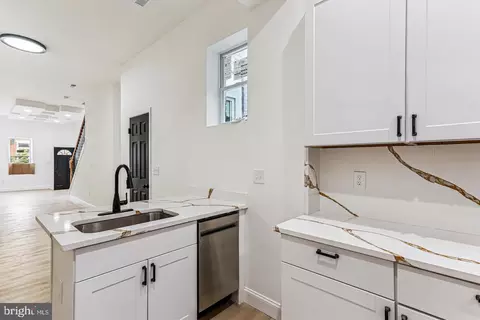 Entry Way - 2611 E Preston St, Baltimore, MD 21213 photo 3 of 12