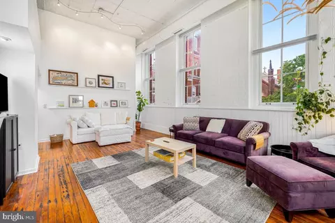 Living - 112 E West St #202, Baltimore, MD 21230 photo 2 of 4