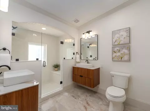 Bath - 3409 Dillon St, Baltimore, MD 21224 photo 1 of 3