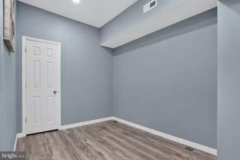 Entry Way - 2719 Riggs Ave, Baltimore, MD 21216 photo 8 of 9