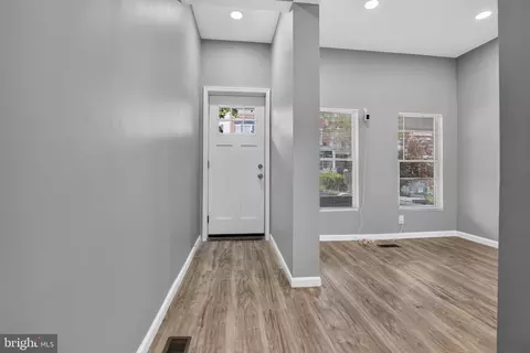 Entry Way - 2719 Riggs Ave, Baltimore, MD 21216 photo 1 of 9