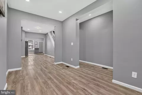 Entry Way - 2719 Riggs Ave, Baltimore, MD 21216 photo 3 of 9