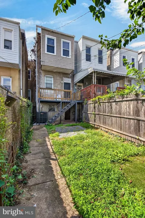 Exterior - 1719 Ruxton Ave, Baltimore, MD 21216 photo 4 of 6