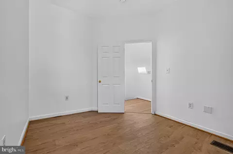 Bedroom - 1719 Ruxton Ave, Baltimore, MD 21216 photo 3 of 5