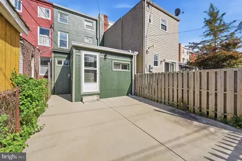 Exterior - 3022 Darby St E, Baltimore, MD 21211 photo 5 of 7