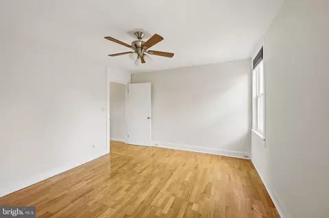 Bedroom - 3022 Darby St E, Baltimore, MD 21211 photo 2 of 8