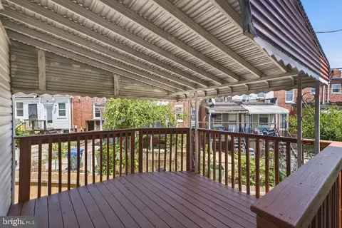 Exterior - 3227 Phelps Ln, Baltimore, MD 21229 photo 3 of 7