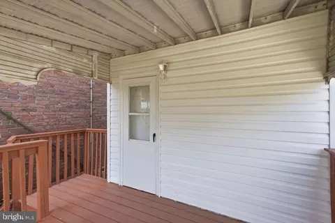 Exterior - 3227 Phelps Ln, Baltimore, MD 21229 photo 7 of 7