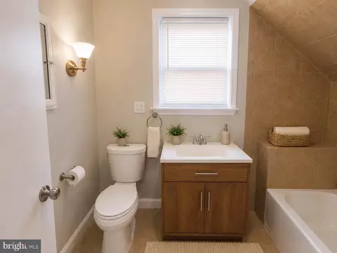 Bath - 2914 Kildaire, Baltimore, MD 21234 photo 1 of 2