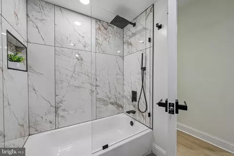 Bath - 24 N Gilmor St, Baltimore, MD 21223 photo 3 of 5