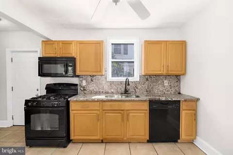Kitchen - 1905 Deering Ave, Baltimore, MD 21230 photo 2 of 2