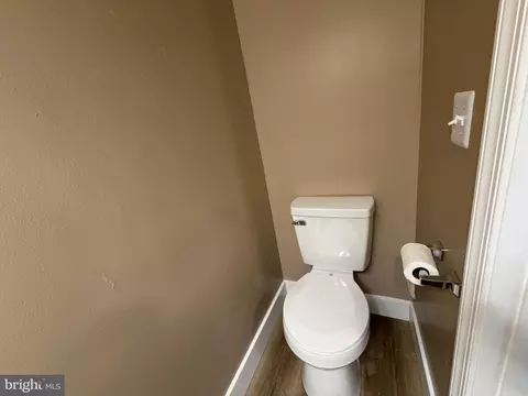 Bath - 3818 6th St, Baltimore, MD 21225 photo 5 of 9